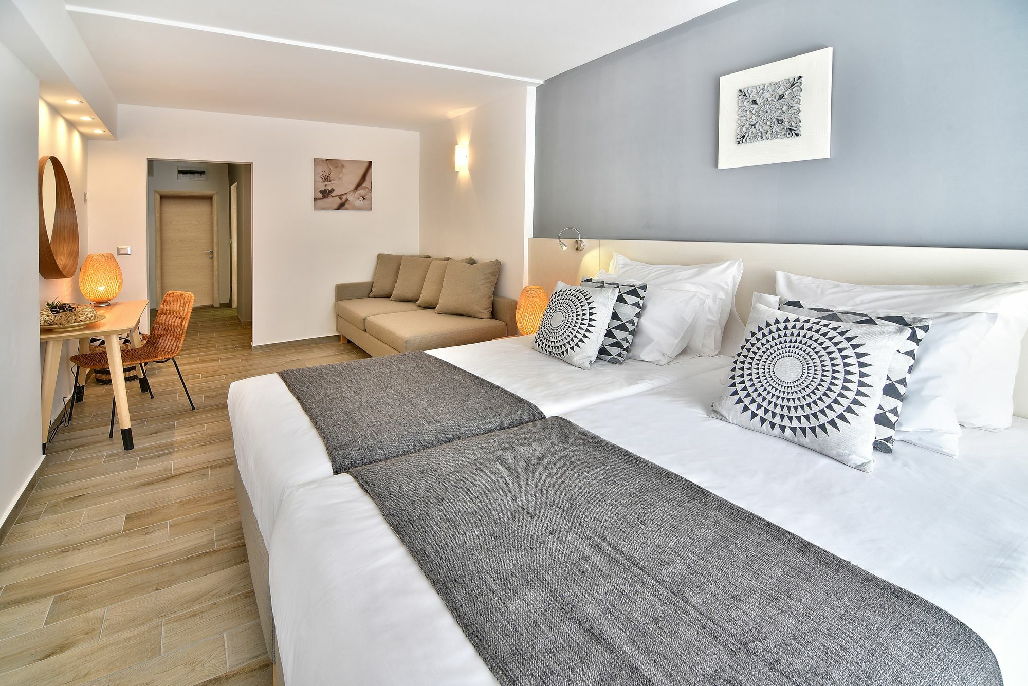 Ihotel Pantai Sunny Bagian luar foto