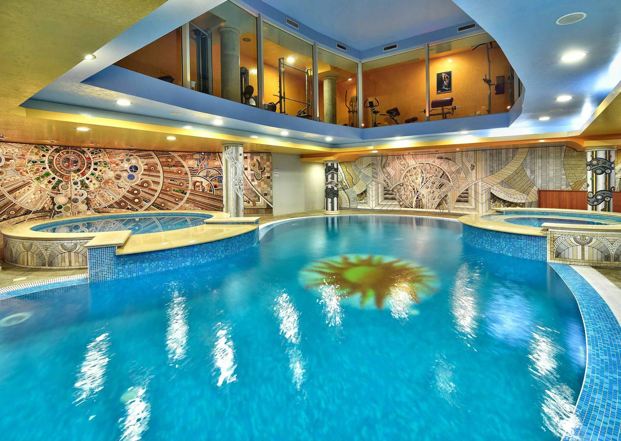 Ihotel Pantai Sunny Bagian luar foto