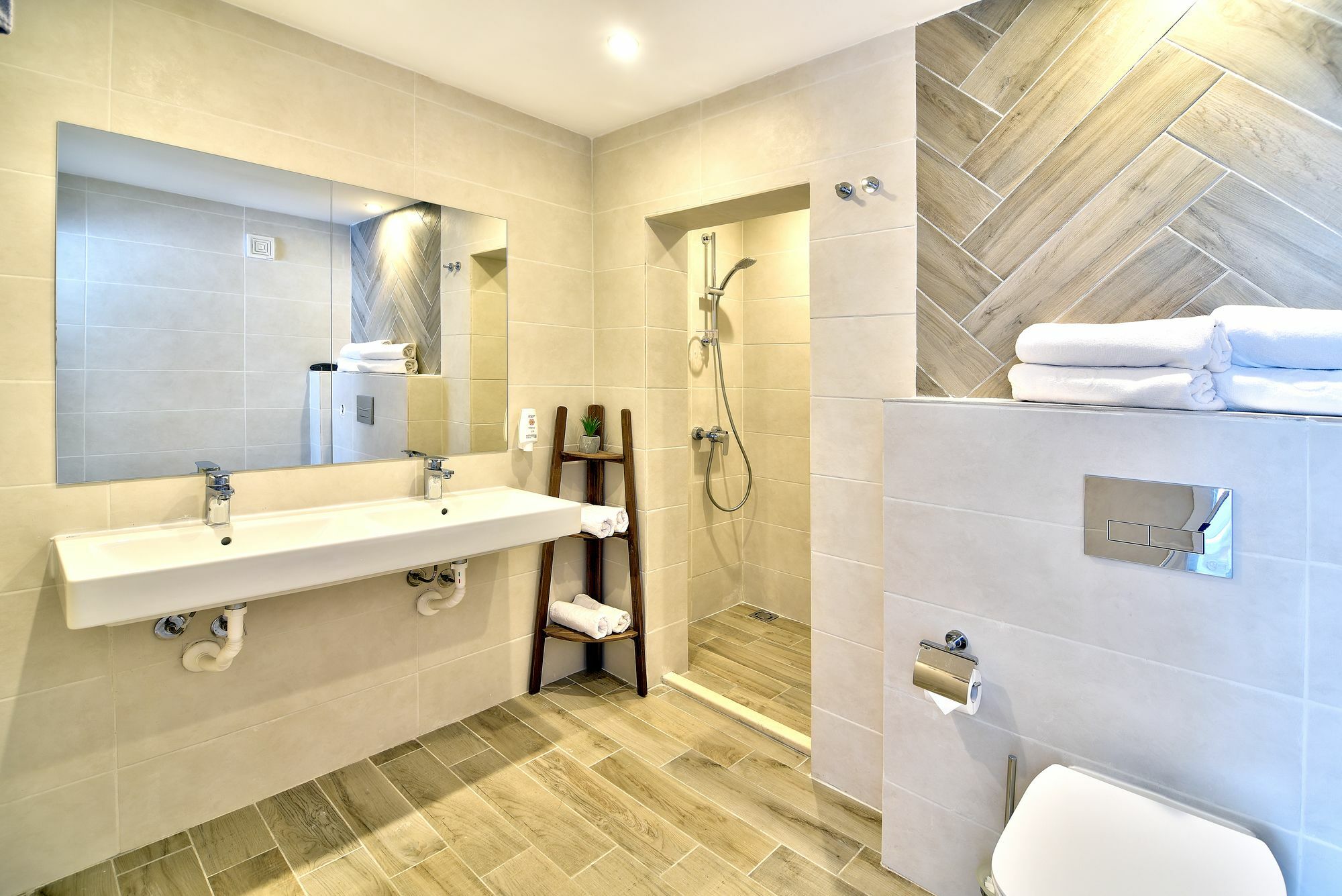Ihotel Pantai Sunny Bagian luar foto